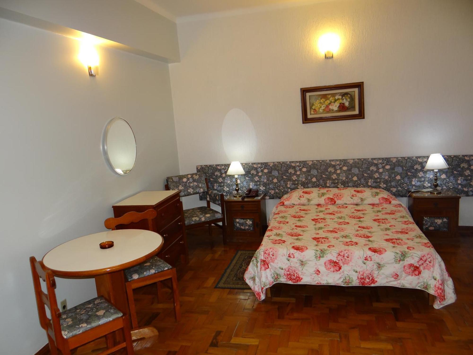 Hotel Brasil Сан-Лоренсу Екстериор снимка